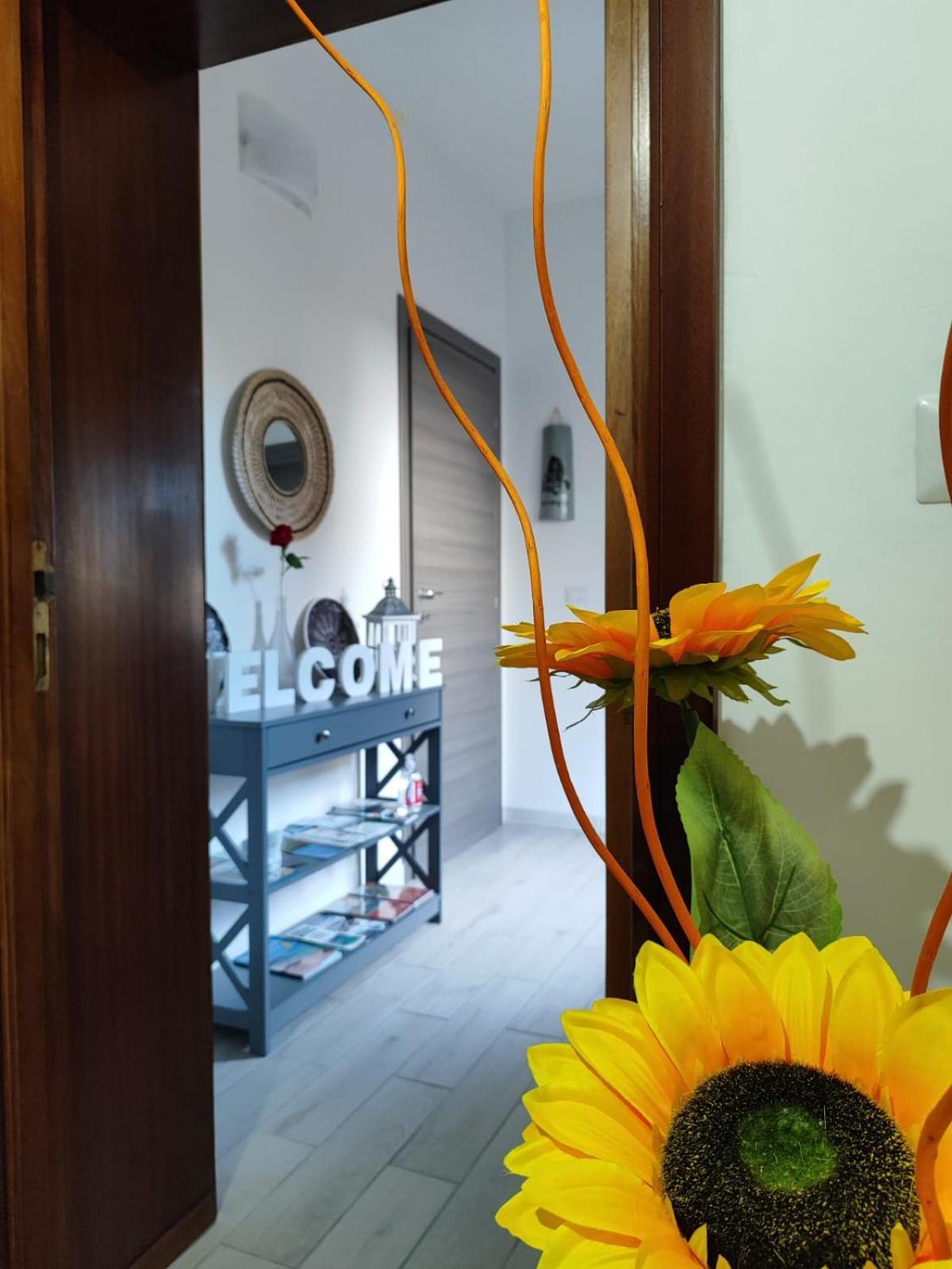 Casa Vacanze Con Giardino I Girasoli - Cin It 09006 - 9 C 2000 R4042- Sorso Kültér fotó